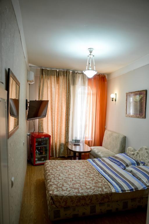 Hotel Mini Єреван Екстер'єр фото
